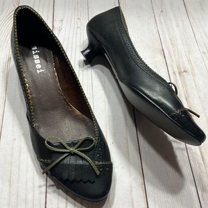 sissei Black Leather Pumps Green Bow & Trim Size 38